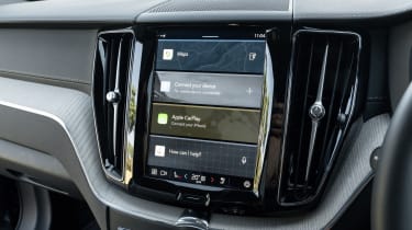 Volvo XC60 - infotainment screen